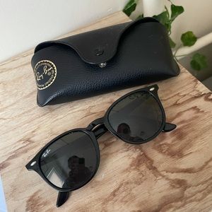 Black Rayban sunglasses